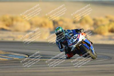 media/Nov-17-2024-CVMA (Sun) [[1fec520723]]/Race 18-Supersport Middleweight/